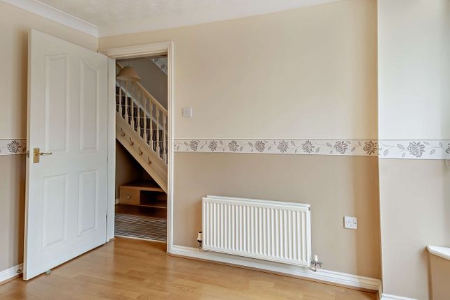 9, Crabapple Close, Wymondham photo 3