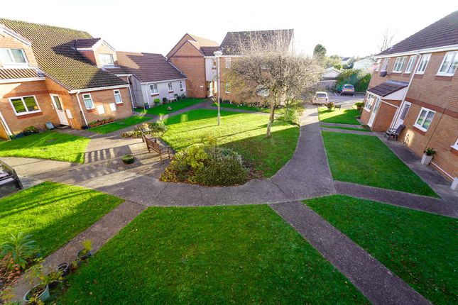 32, Tudor Court, Swansea photo 3