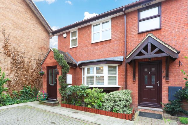 Thumbnail End terrace house for sale in Chartwell Gardens, Sutton