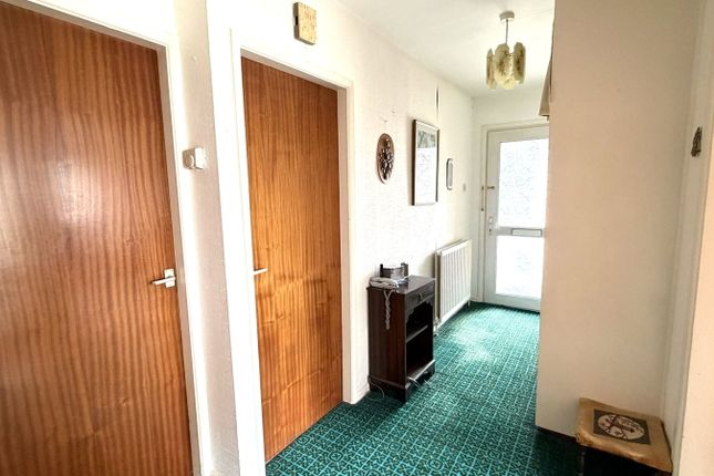 15, Harriers Green, Kidderminster photo 3