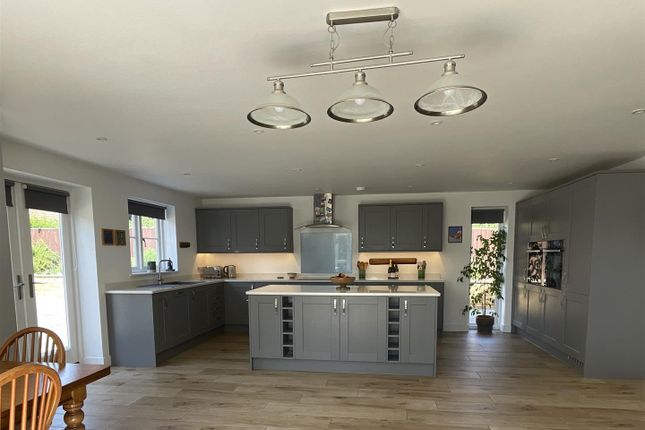 Westside House,, Shells Lane, Shepton Beauchamp photo 4