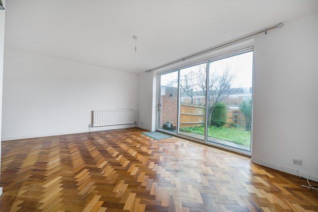 Property to rent in Brenchley Close, Bromley