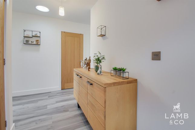 14, Connaught Road Weeley Heath, Clacton-On-Sea photo 4