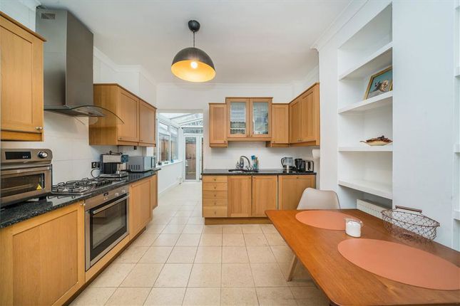 12, Terrace Gardens, London photo 3