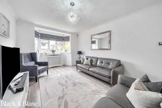 213A, Eden Park Avenue, Beckenham photo 2