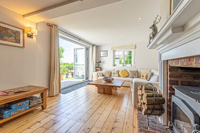 Pear Tree Cottage,, 1 Browns Lane, Tring photo 4