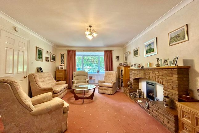 9, Station Court, Newport photo 2