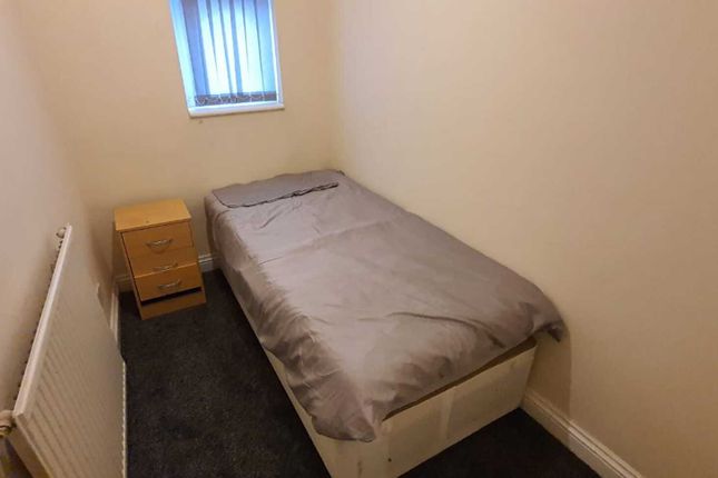 1-bed house on Room 4, 82, Kings Road, Birmingham, £60/mo