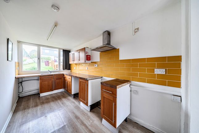 38, Barnsdale Road, Berkshire photo 4