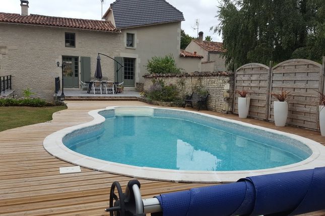 Property for sale in Haimps, Charente Maritime, France