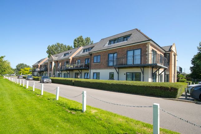Thumbnail Flat to rent in Woolston Manor Apartments, Abridge Road, Chigwell, Essex