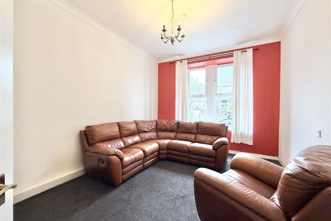 0-2, 10, Woodside Walk, Hamilton photo 2