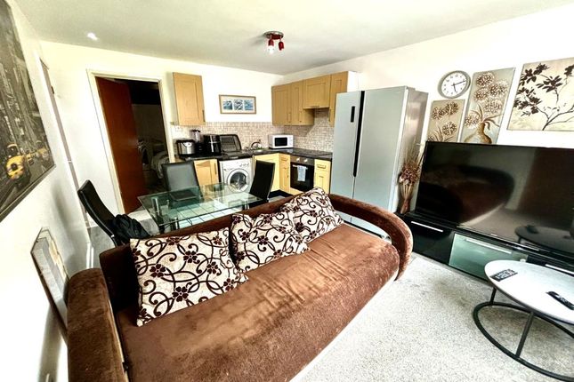 61 Sandstone Drive, Sheffield photo 3