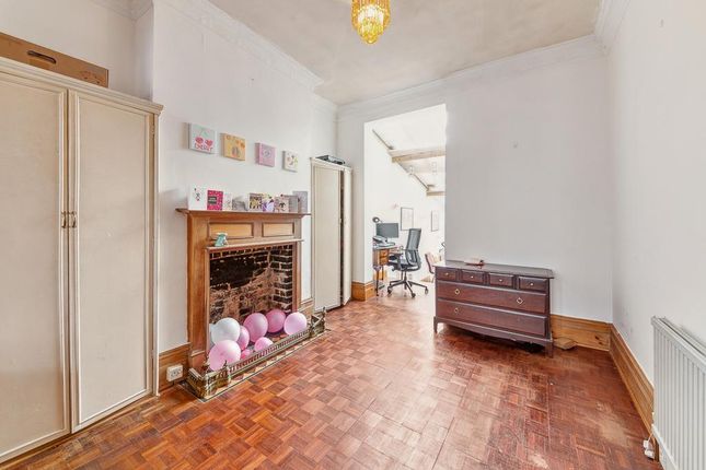 Terraced house for sale in Broomhouse Road, London