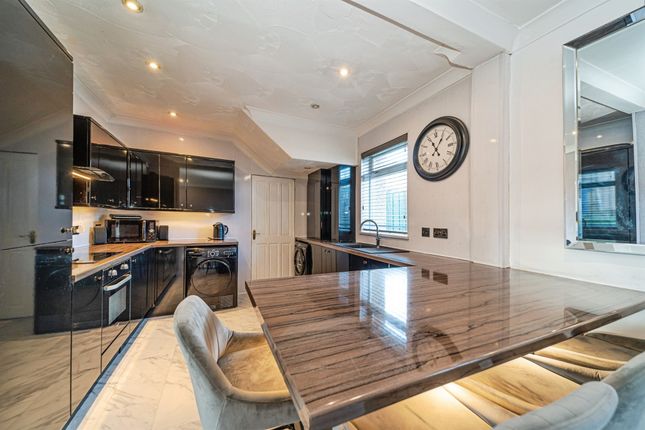 115, Ardmory Avenue, Glasgow photo 3