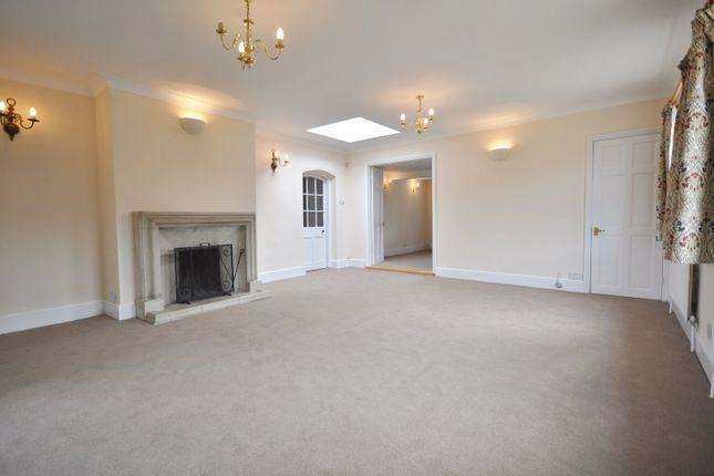2,The Grange, Winslow Road, Milton Keynes photo 3