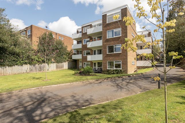 Thumbnail Flat for sale in Beaumont Court, Milton Road, Harpenden