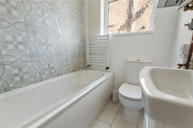 GFF, 75, Hainton Avenue, NE Lincs photo 5