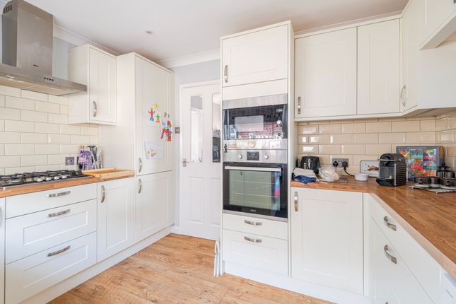 159 Carr Avenue, Leiston photo 3