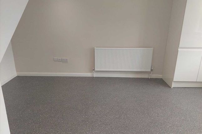 9, James Court, Woolton photo 4