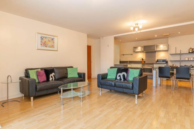 Flat to rent in Liberty Place, Sheepcote Street