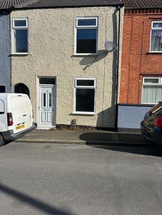 Semi-detached house to rent in Queen Street, South Normanton, Derbyshire