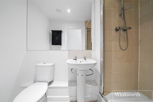 Flat for sale in Worcester Close, Anerley, London