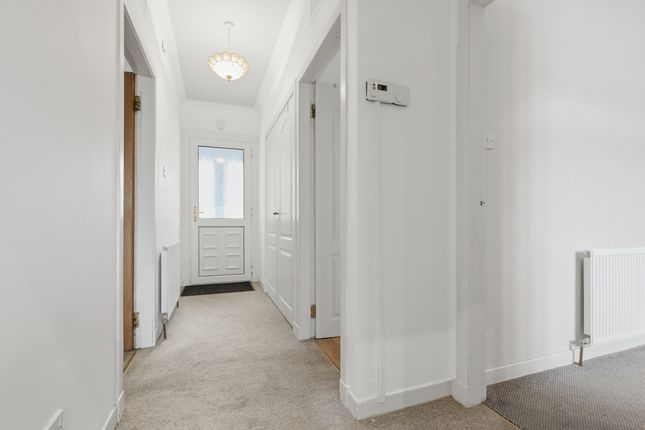 4 Bencloich Road, Lennoxtown, Glasgow photo 4