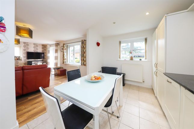 Flat for sale in The Old Orchard, Iver