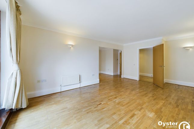 71 Chasewood Park Sudbury Hill, Harrow photo 3