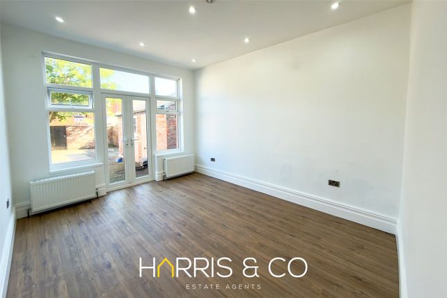 32, Empress Drive, Lancashire photo 5