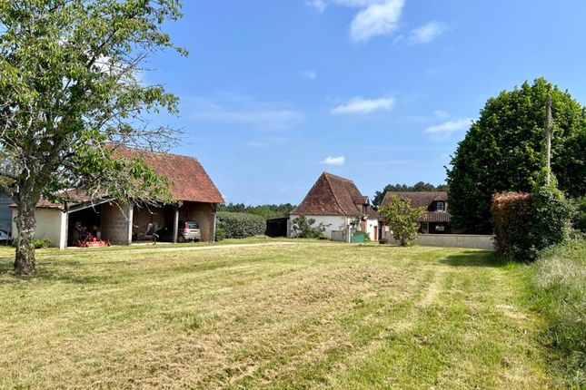 Property for sale in Near Saint Pierre De Chignac, Dordogne, Nouvelle-Aquitaine