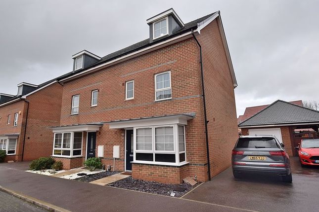 4 Bed Semi Detached House For Sale In Massive Master Bedroom