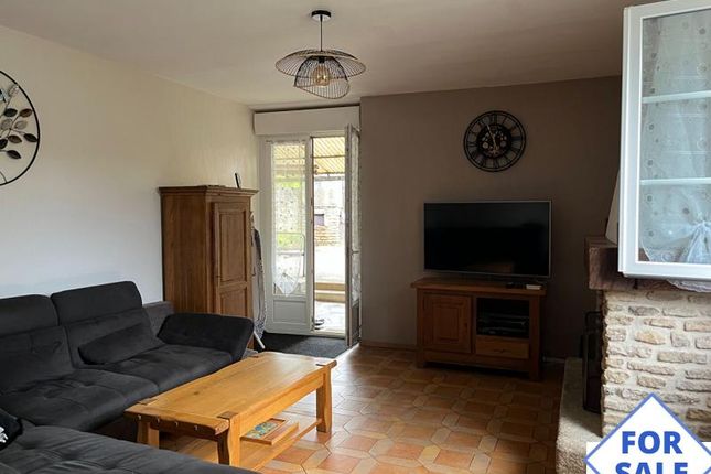 Town house for sale in Conde-Sur-Sarthe, Basse-Normandie, 61250, France