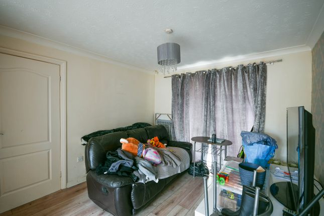 14, Oakley Green, West Auckland photo 4