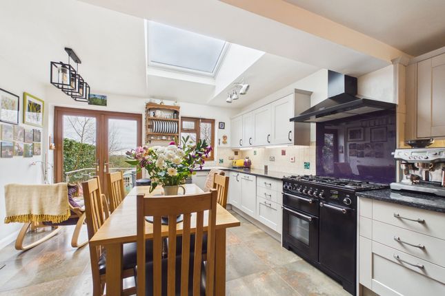 13 The Common, Matlock photo 2
