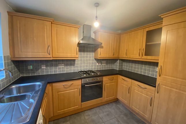 46, Swaffer Way, Ashford photo 2