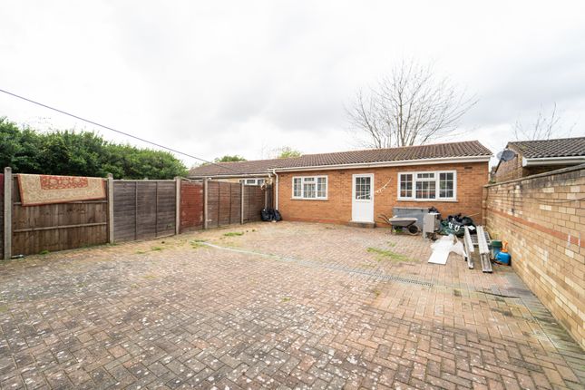 Semi-detached house for sale in East Avenue, Hayes