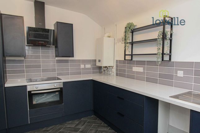 Flat for sale in Ainslie Street, Grimsby