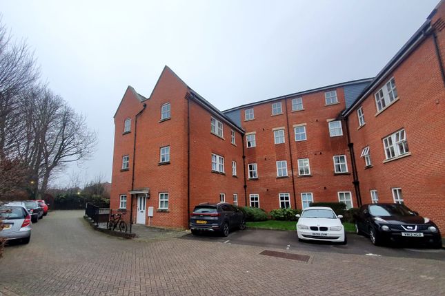 Flat for sale in Mill Street, Wantage