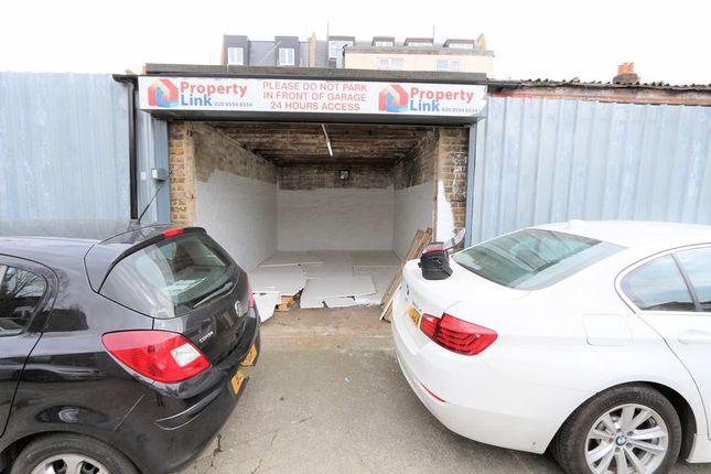 Thumbnail Parking/garage to let in Cranbrook Road, Ilford