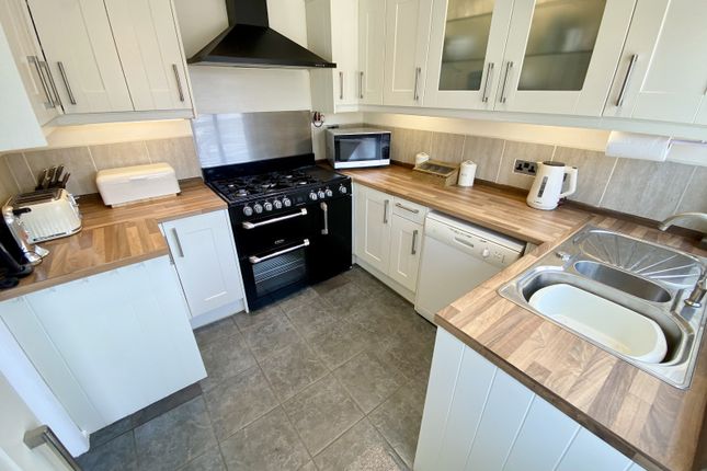 236, Mynydd Garnllwyd Road, Swansea photo 4