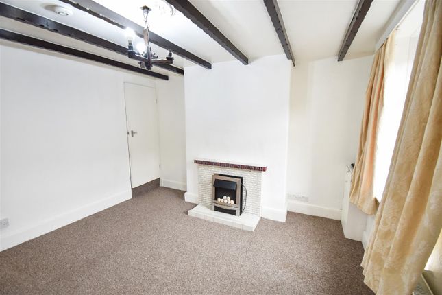 End terrace house for sale in Alma Street, Buxton