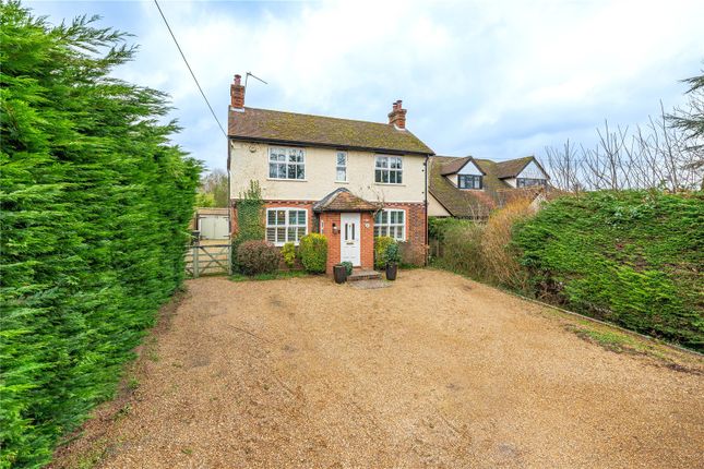Thumbnail Detached house for sale in London Road, Ryarsh, West Malling