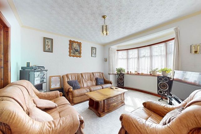 Thumbnail Semi-detached house to rent in Alderwick Drive, Hounslow