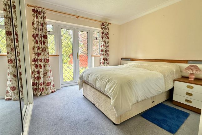 105 Oaks Drive, St. Leonards, Ringwood photo 4