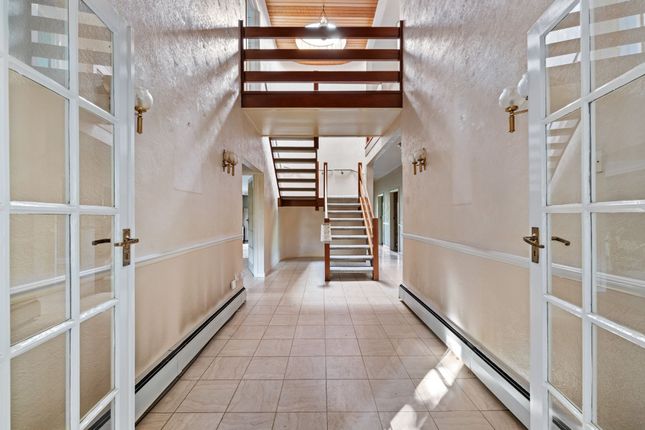 162 Worlds End Lane, Orpington photo 2