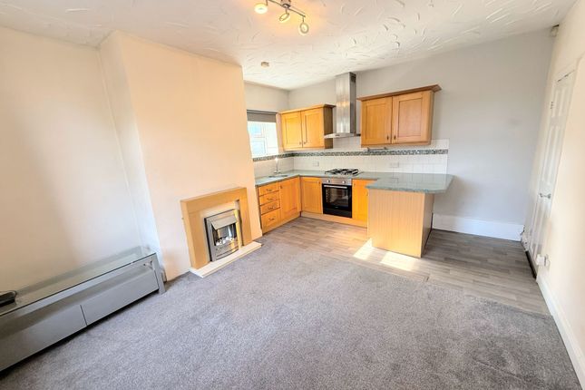 11 Moor Street, Bradford photo 3