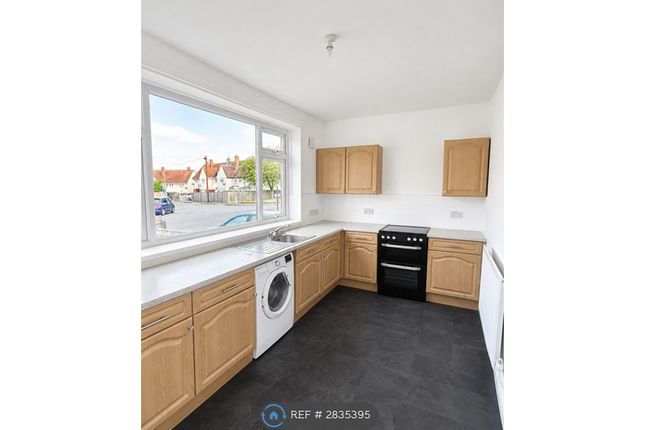 Primrose Gardens, Ouston, Chester Le Street photo 4