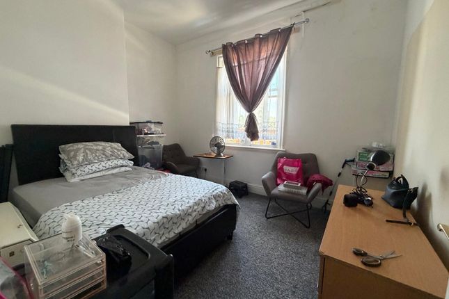 Flat 5 Bank House 113A, Warwick Road, Acocks Green photo 3